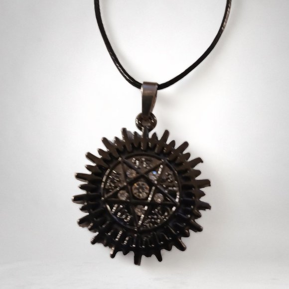 *5/35* Gothic Stainless Steel Gunmetal Rhinestone Pentacle Necklace - Picture 3 of 4